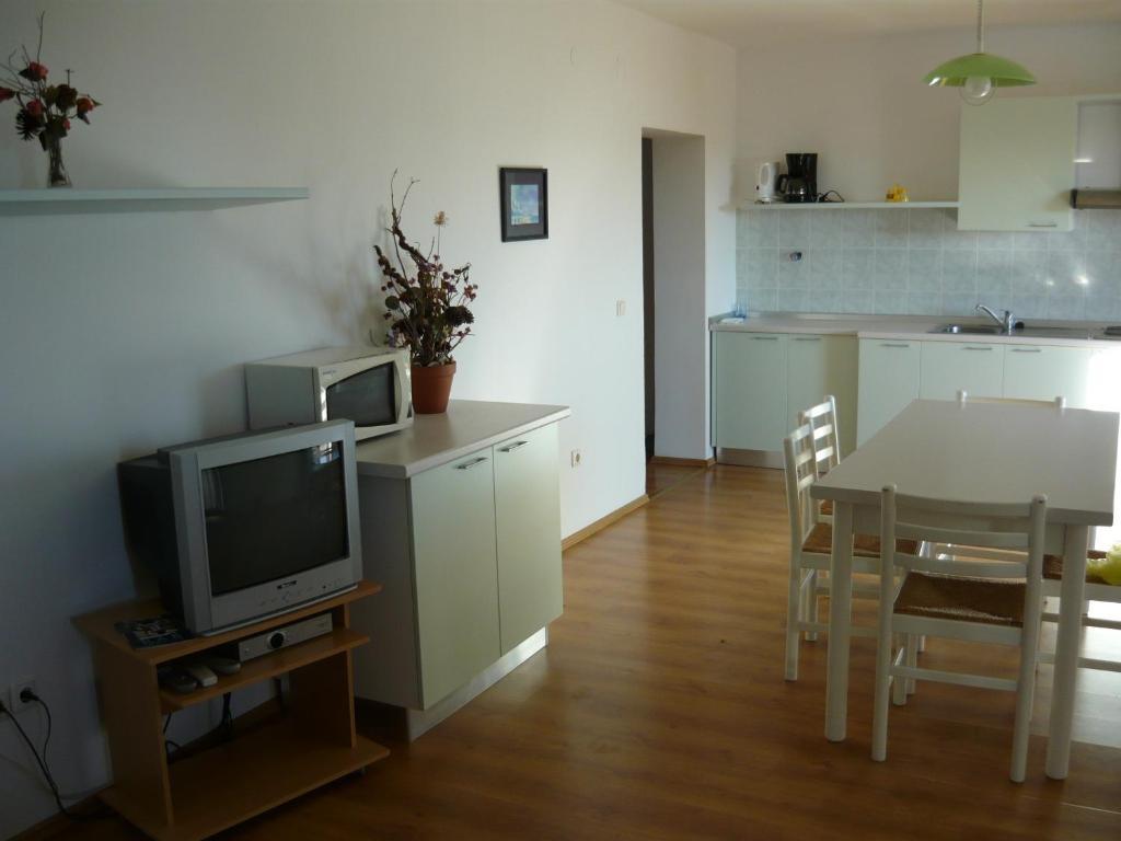 Apartments Dokovic Barbat na Rabu Quarto foto